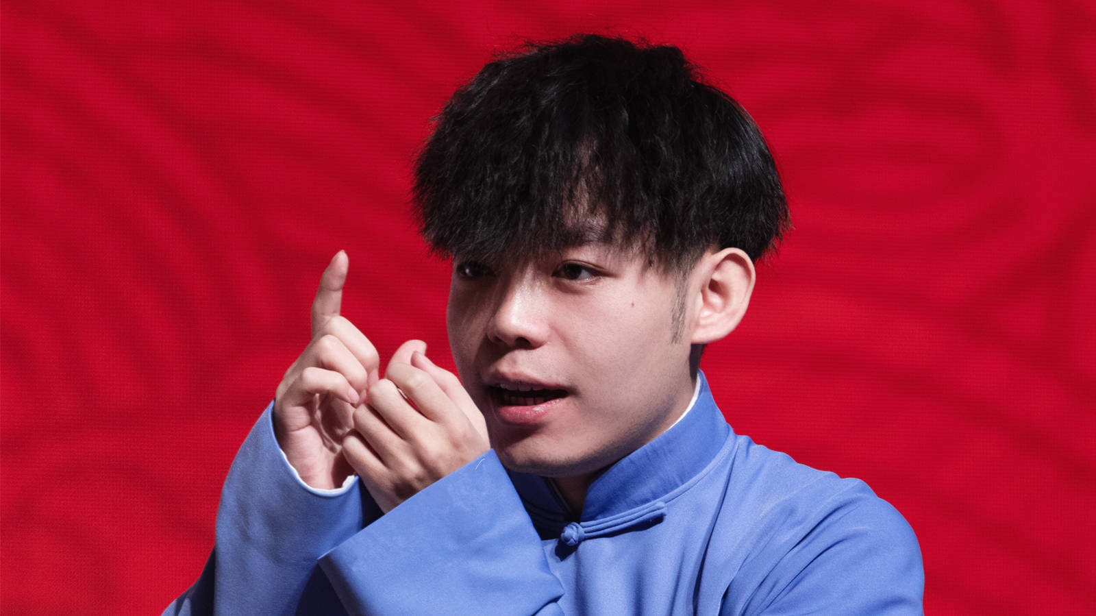 原创德云社孙九芳曾被重罚,今与郭德纲义子比肩,未来或一飞冲天