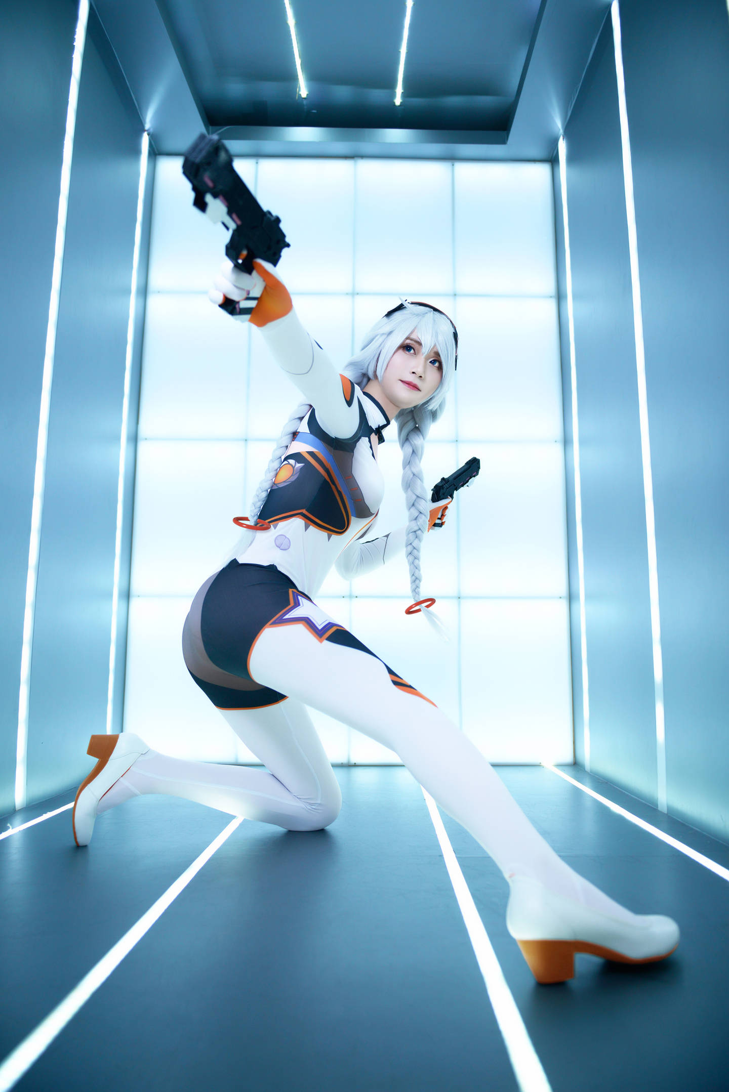 每日cos集锦大赏崩坏3之琪亚娜小姐姐大长腿太吸睛