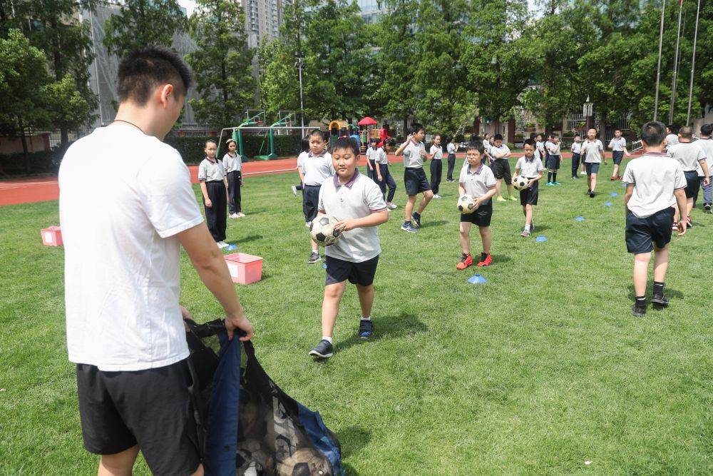 高中体育课教案下载_教案高中体育课下载软件_高中体育教案免费