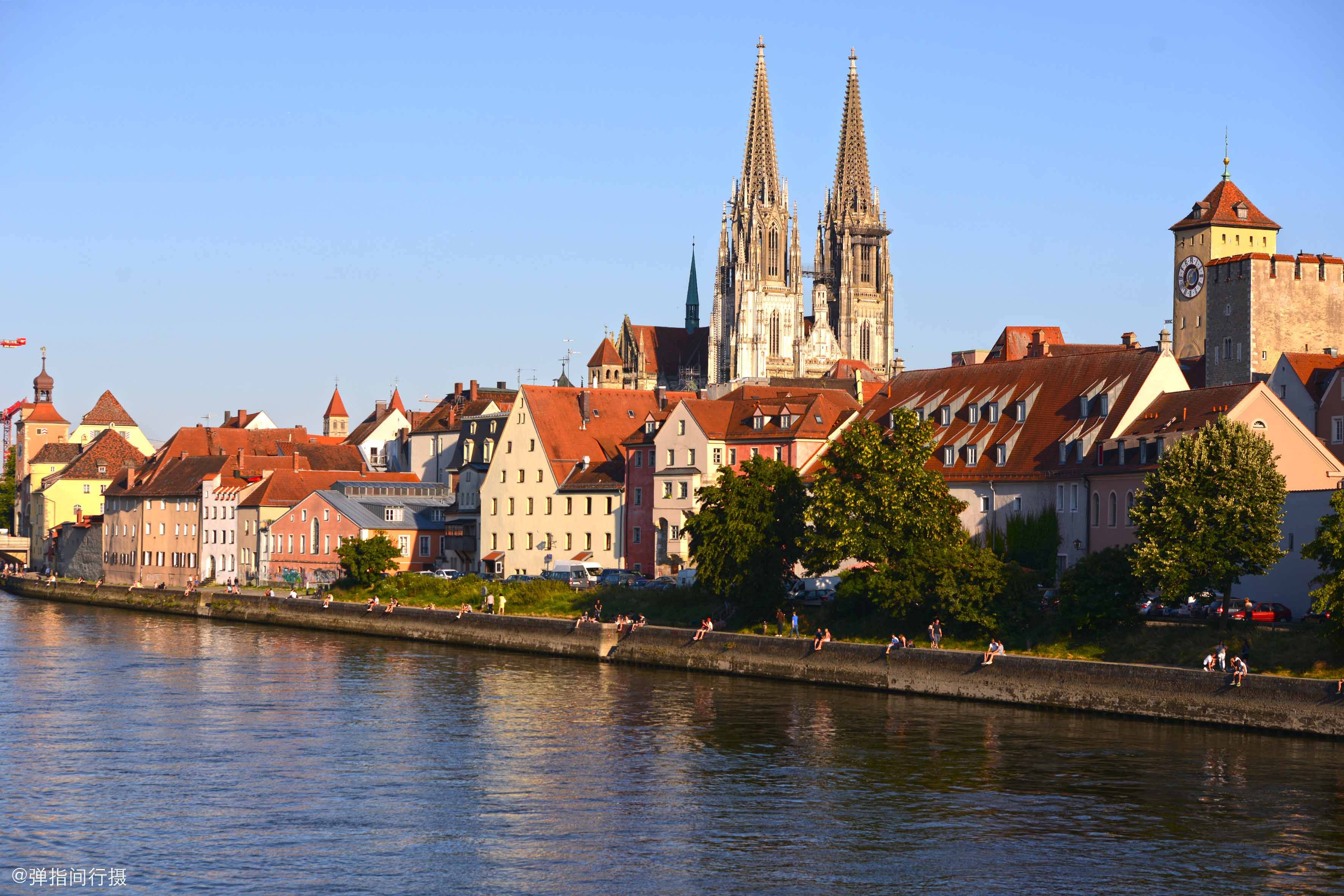 德国最古老的城市,号称多瑙河明珠,满城中世纪古韵历久弥新