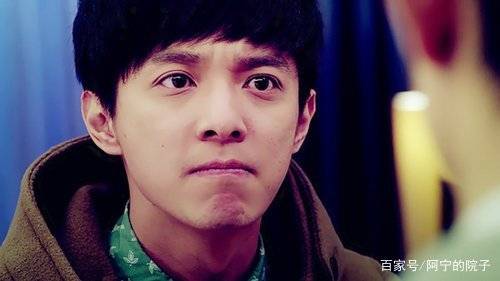 夏冬青扮演者:刘智扬夏冬青,24岁,大学生刚毕业,准