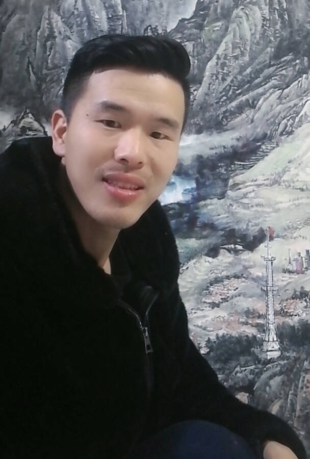 心会神融·逸情秀骨 ——侯涛龙绘画艺术赏析