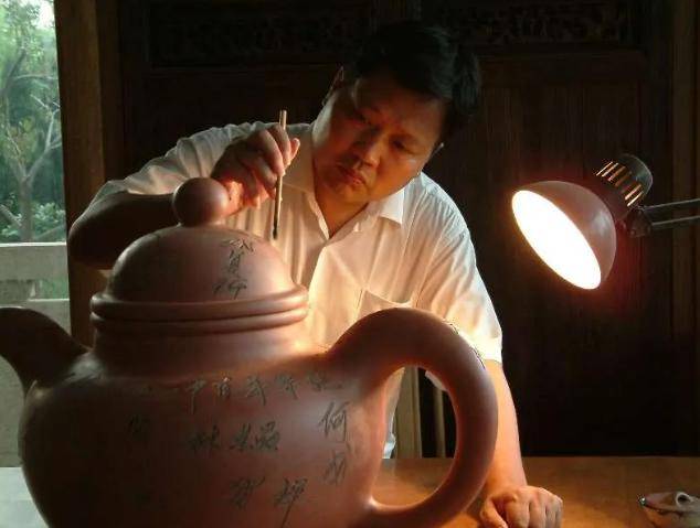 许四海病逝挚友赵本山悲痛万分曾送价值千万根雕