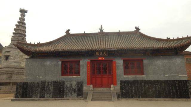 林州惠明寺8,高阁寺:位于安阳市文峰区马号街赵王府内.