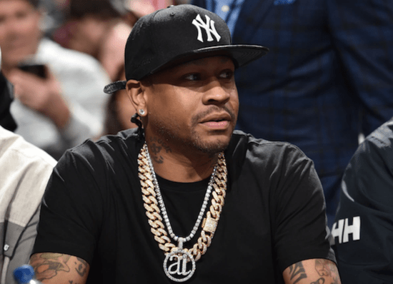 原创45岁了!艾弗森开始每年领320万刀,将持续十年时间