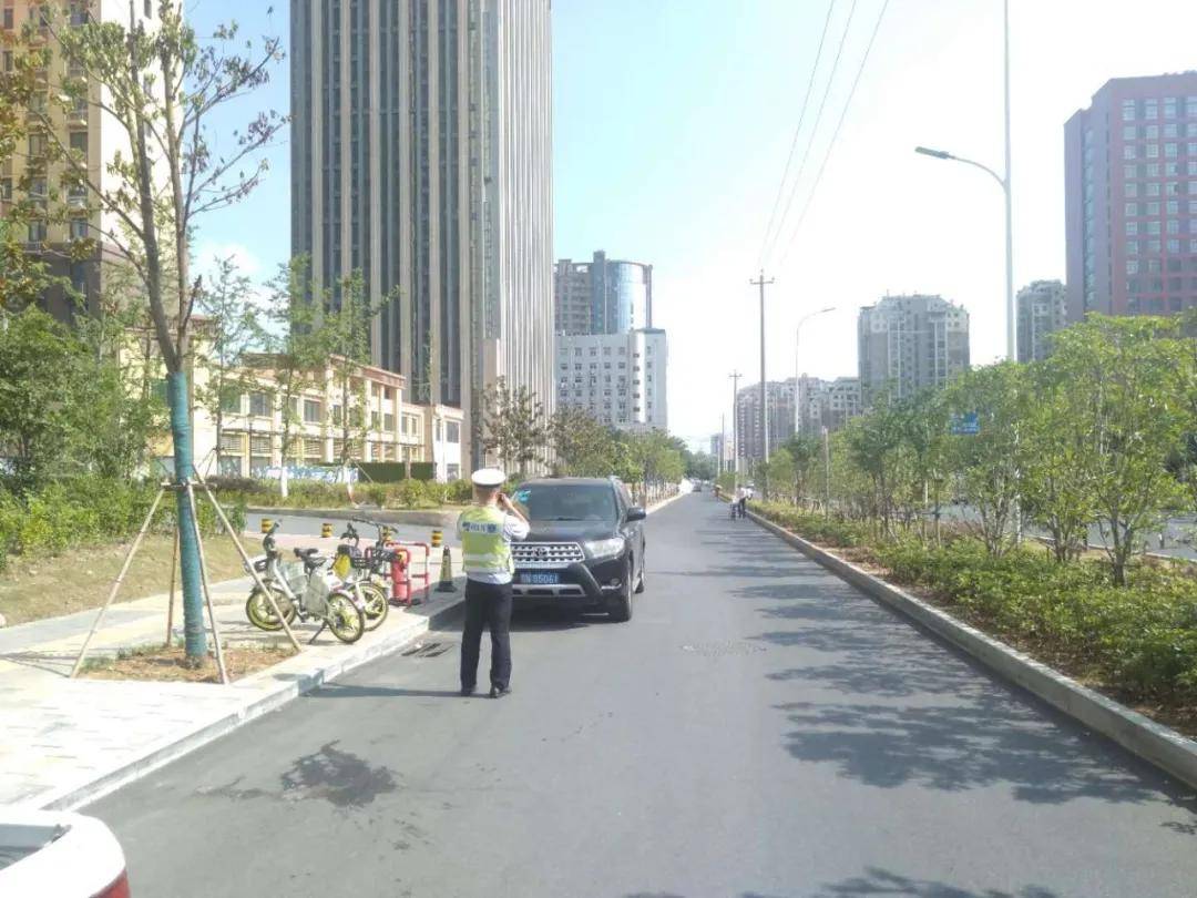 严查涉及六安梅山路健康路红街等几个路口路过的请注意