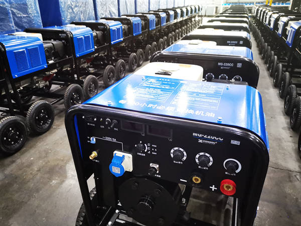 格拉线上的熊谷汽油发电电焊机