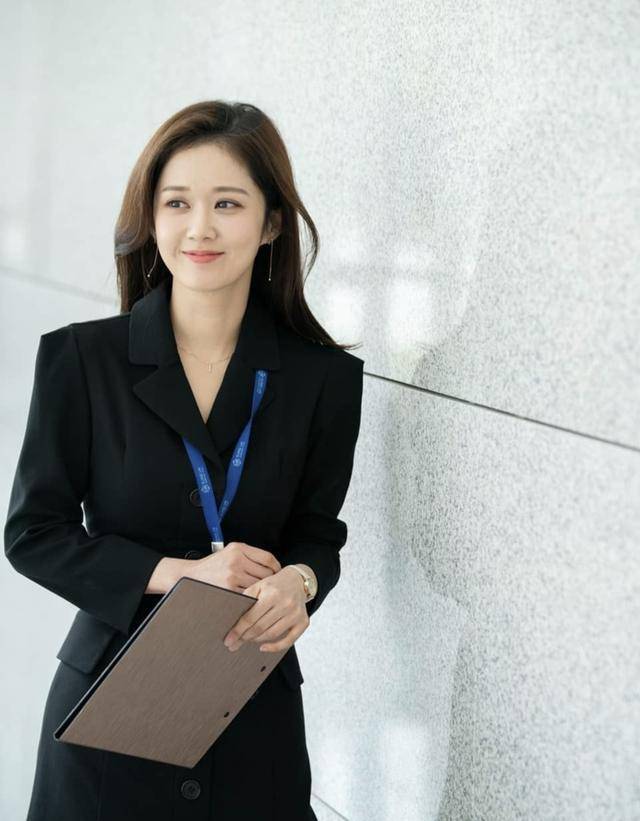 原创张娜拉的西装穿搭指南来了,请小仙女们快快来查收