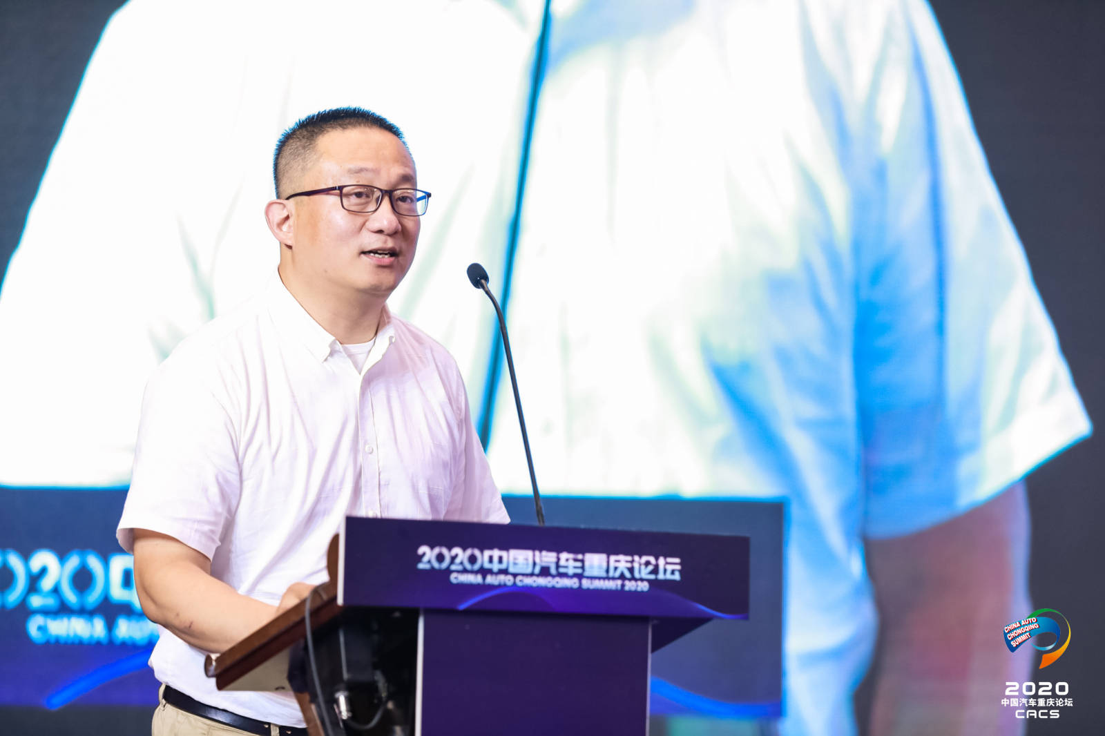 中国汽车重庆论坛|孟立:机床业缺人缺技术 疫情有利海外投资但应思为何国际化_搜狐汽车_搜狐网