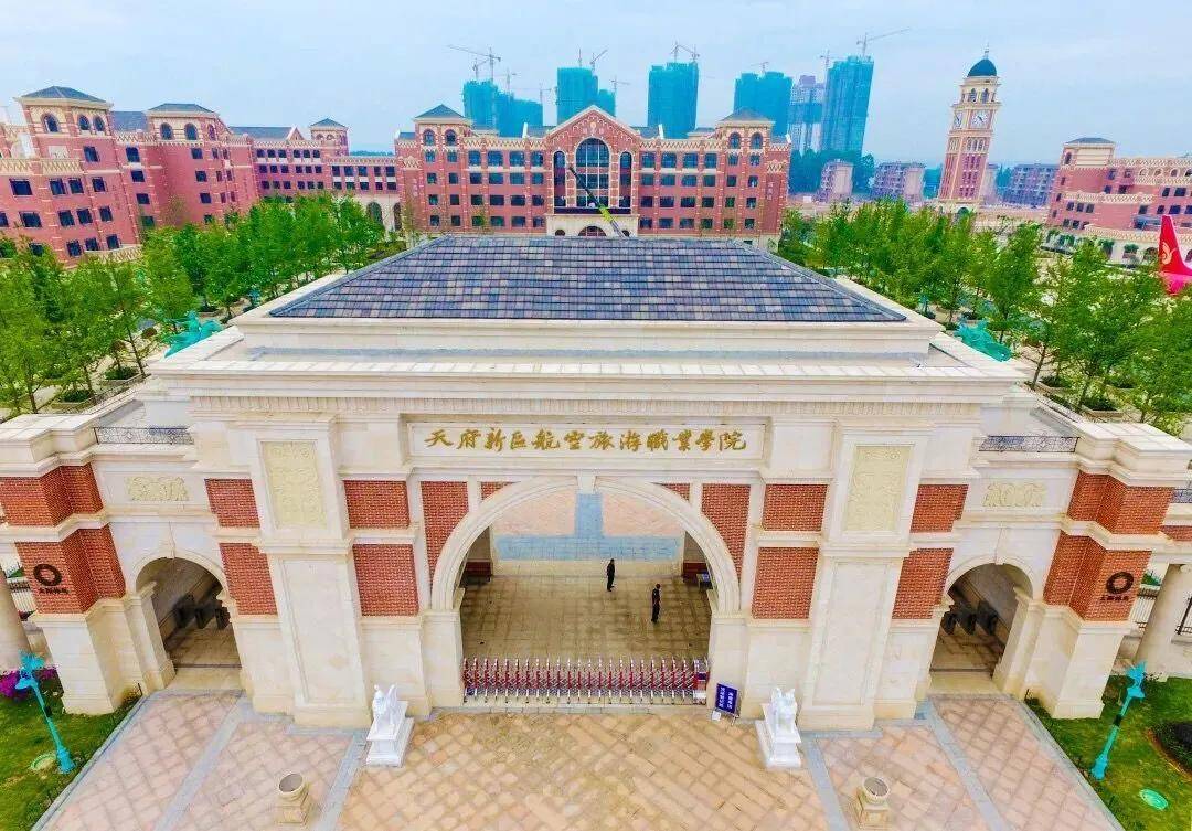 这是一所美的大学,她会带给你很多惊喜