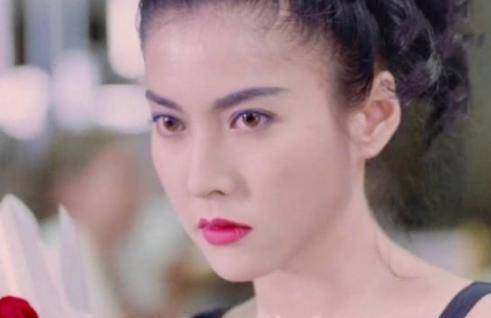 还有我们今天要说的这位"最美紫衫龙王"李婉华,可能很多人对于这个