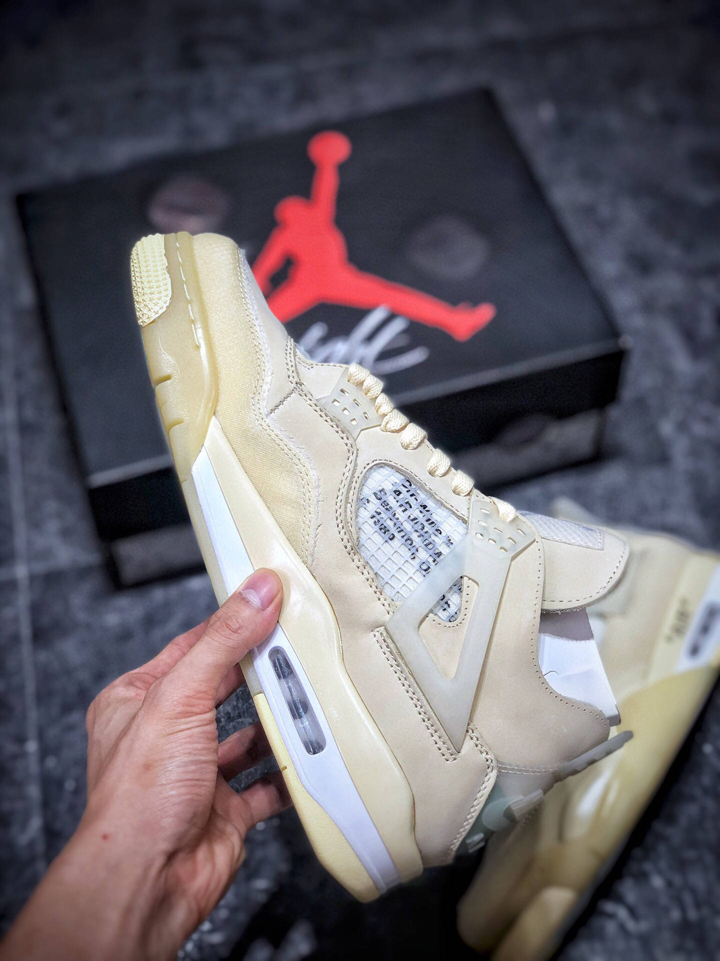 乔丹aj4 ow联名 off-white x air jordan retro cream/sail 米白沙浅