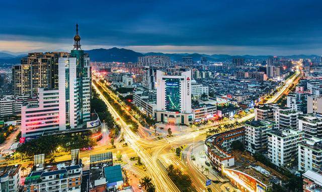 广东省揭阳普宁市医疗卫生事业单位招聘412人公告