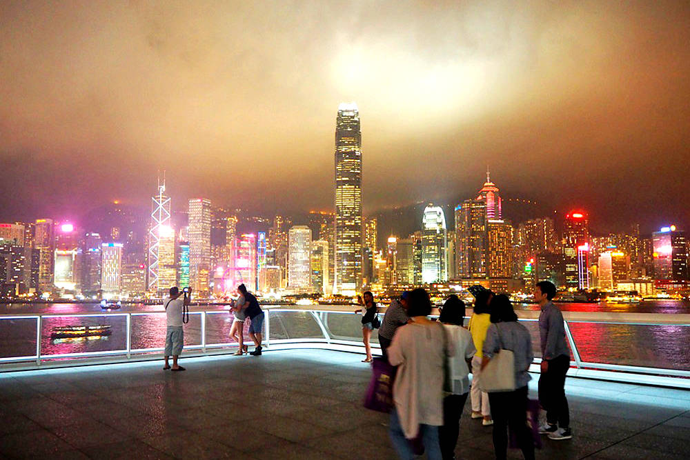 原创香港有美食之都美称,全视野海景配美食,整个维多利亚港就在眼前