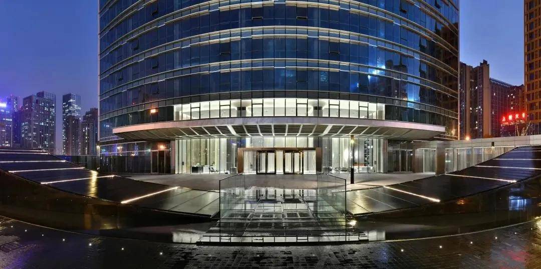 保利国际广场:sky177实景图》》》四大设计天团联手 地标引领城市金融