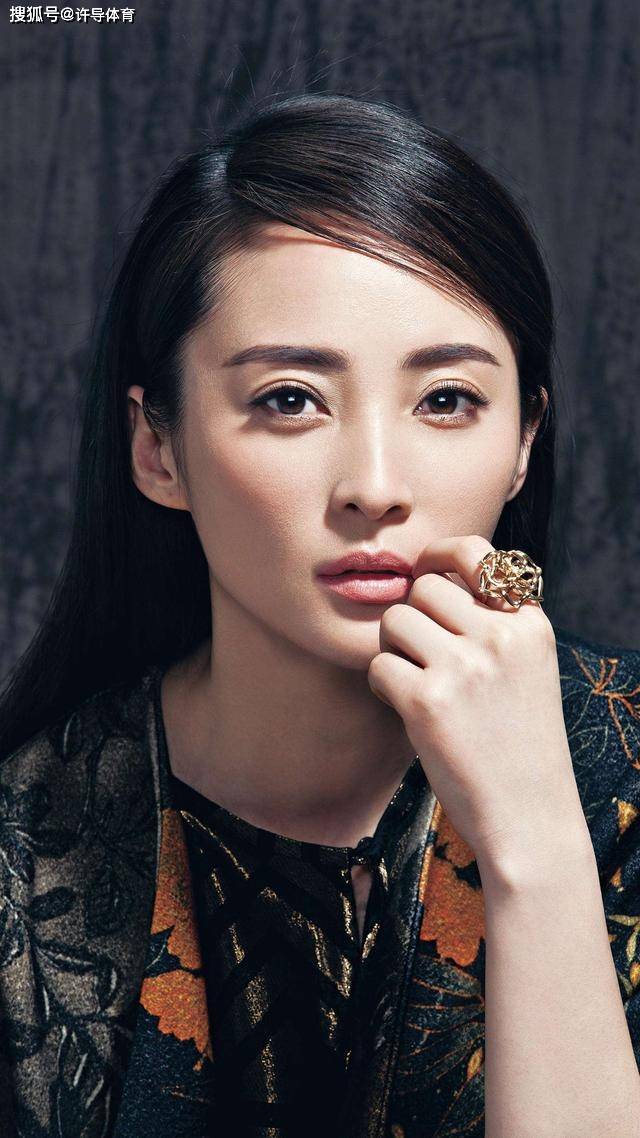 陈紫函 ,1975年4月2日出生于重庆市,中国内地女演员,毕业于北京电影