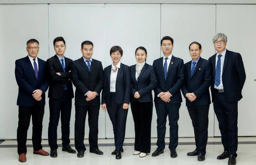 王建会律师与她的常年法律顾问团队