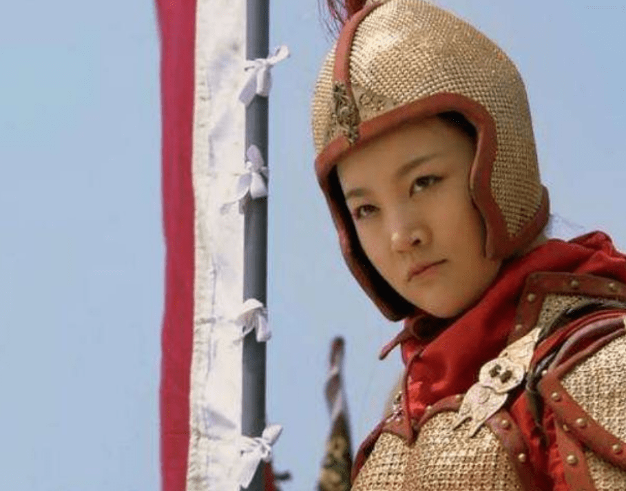 无论是单打还是诈牌,呼延灼都无法奈何扈三娘.