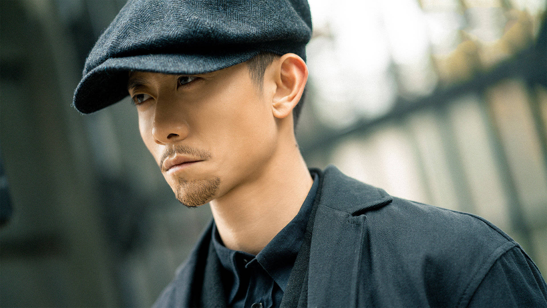 原创局中人开播双男主飙戏聚焦兄弟相争演绎新派谍战