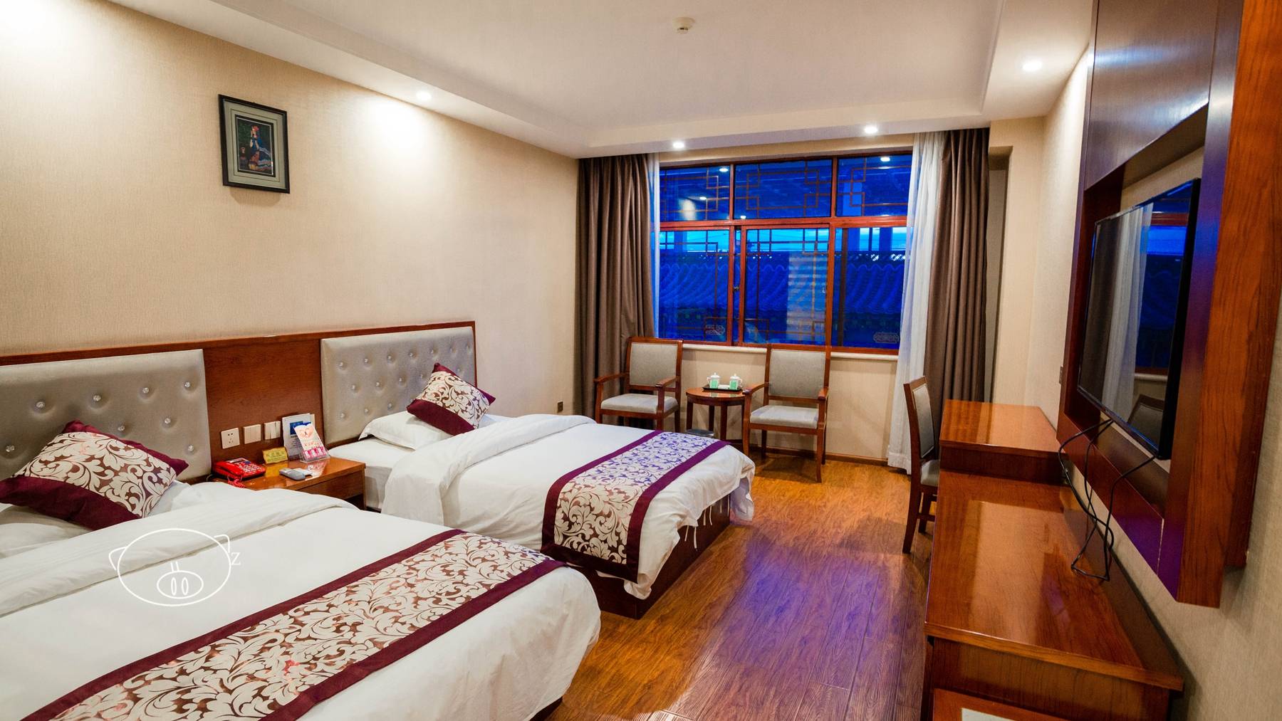 楚雄宏强大酒店,楚雄市吕合镇新大街吕合中学对面 景区|尽情环游美丽