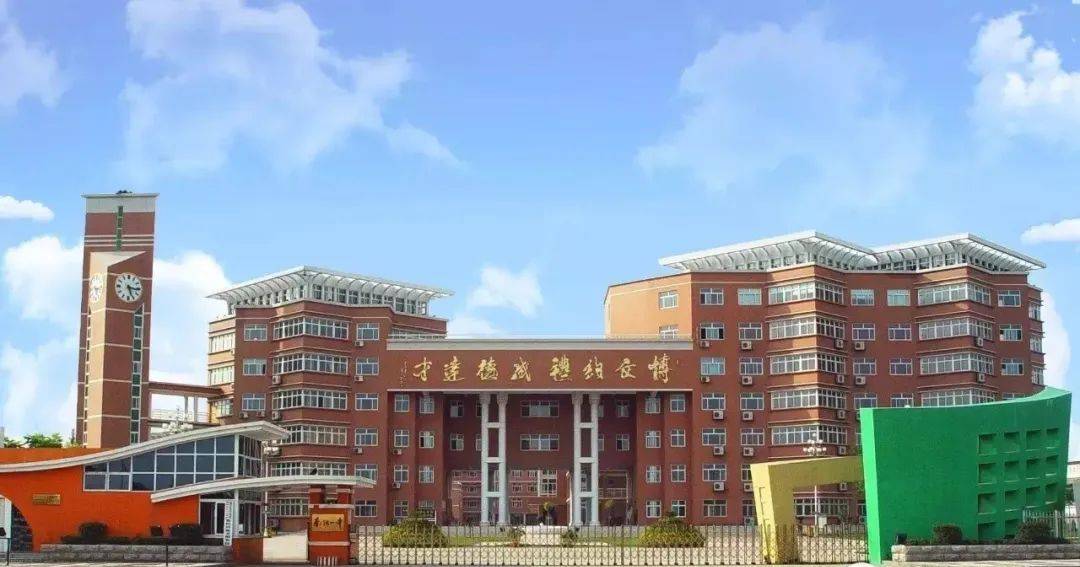 近日,2020年春期南阳市期中(二模)联考结束,南阳一中各年级都取得了