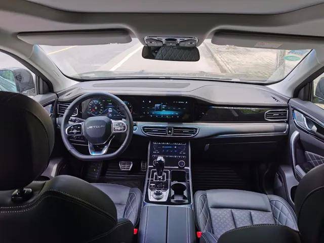 内秀其中的"大旅行家",试驾捷途x95