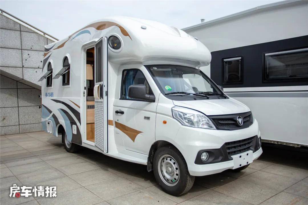 9.98万的c型房车啥样?动力1.