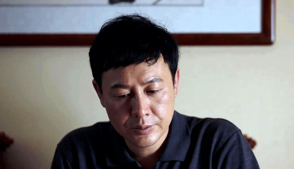 《隐秘的角落》失败的爸爸朱永平,亲手毁了一对儿女