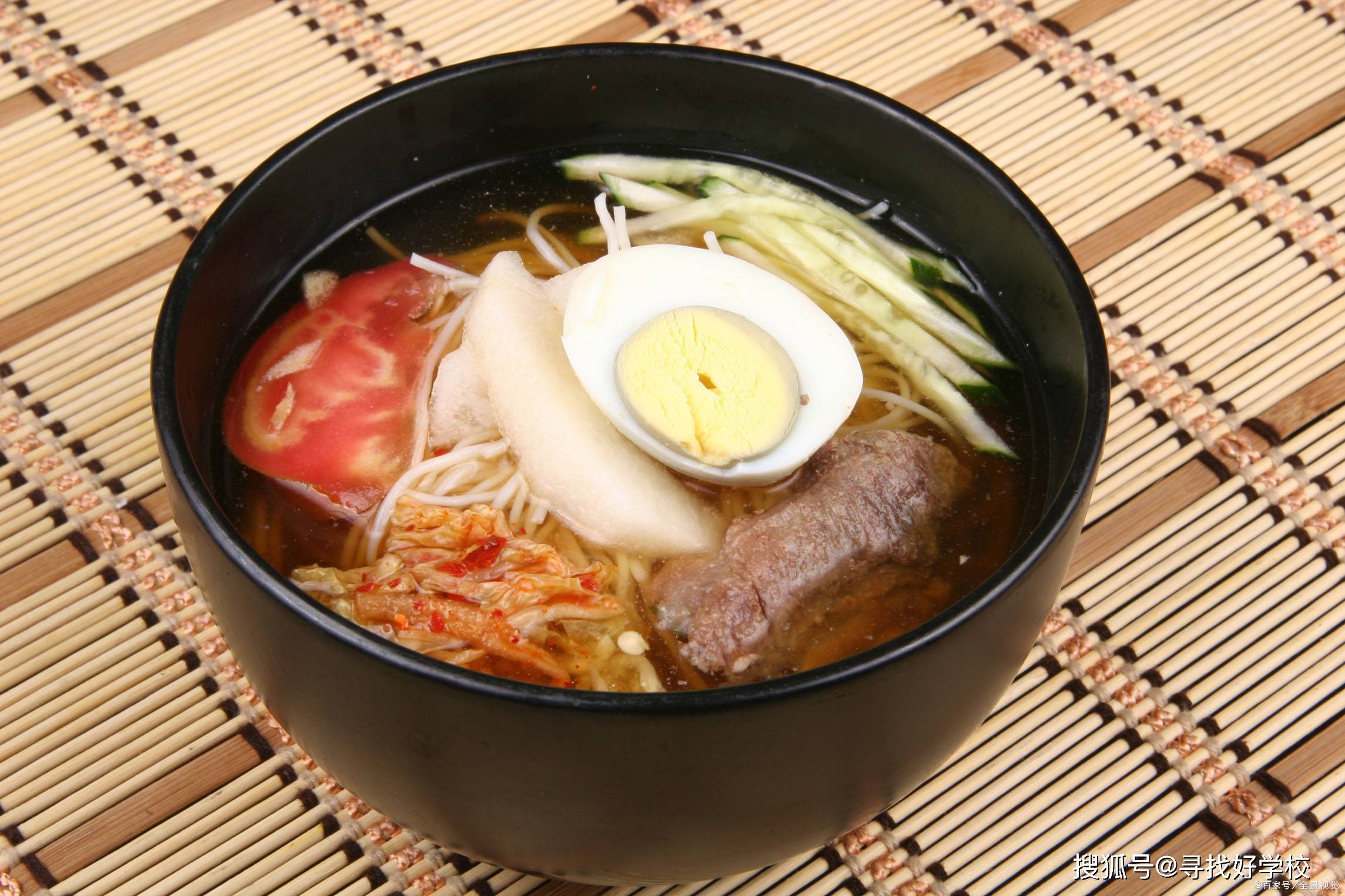 在炎热的夏天,也许对你来说,一碗哇凉的冷面是最好的美食,但是要说