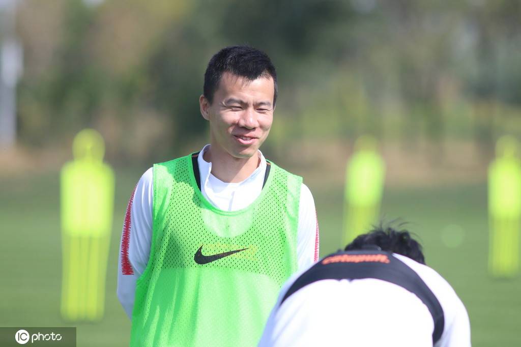 孙可将赴深足接受考察协商加盟事宜 申花无意签约