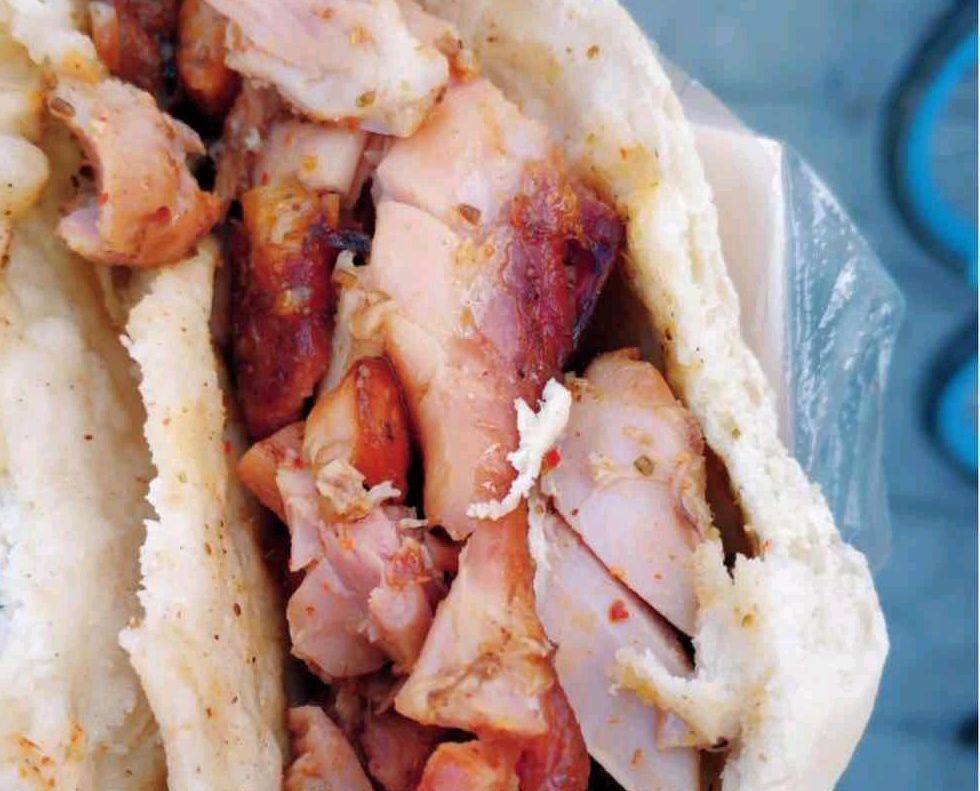 原创开封河大鸡腿饼家喻户晓也是莘莘学子放学后最喜欢的美食