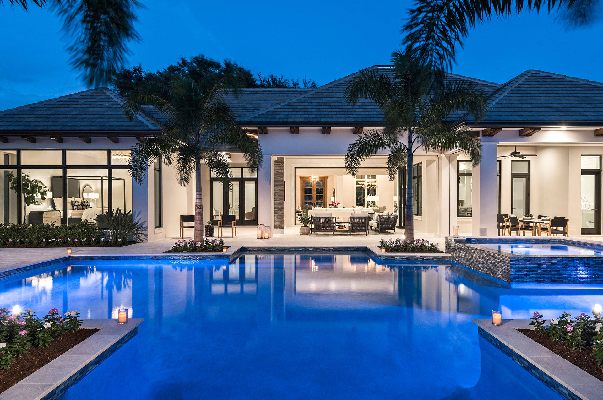 环球视野丨低调优雅,前卫成熟,佛罗里达州鹈鹕湾湖滨别墅