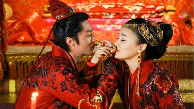 越王勾践和雅鱼王后,在吴国一起经受屈辱,复国之后雅鱼为何自杀_吴王