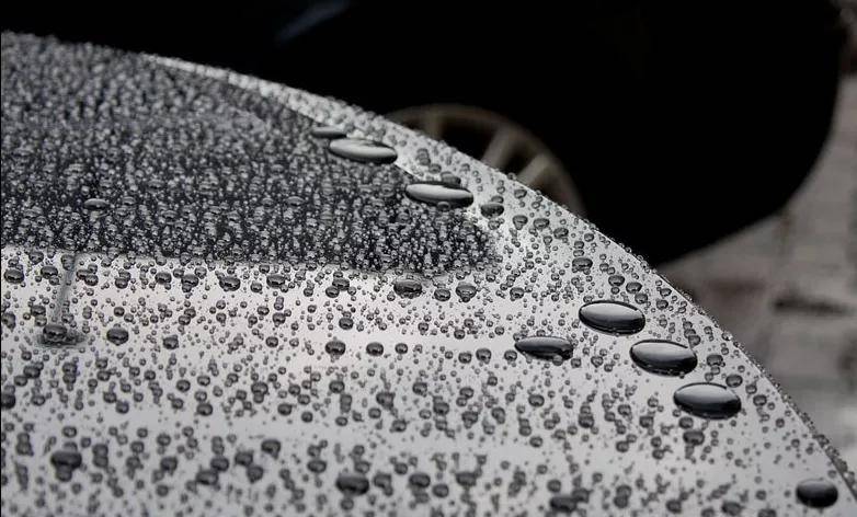 它们在疏水效果上的差异表现为,高浓度棕榈蜡都是jumping(跳水)效果