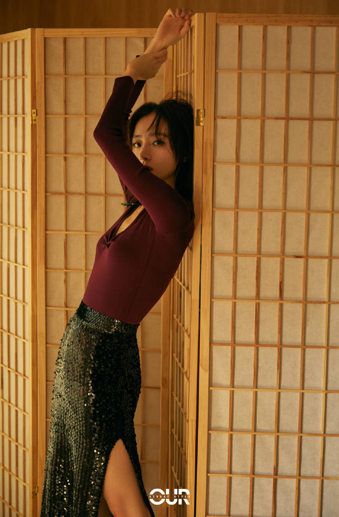 女士街拍 花漾一夏主题 胡冰卿的街拍look