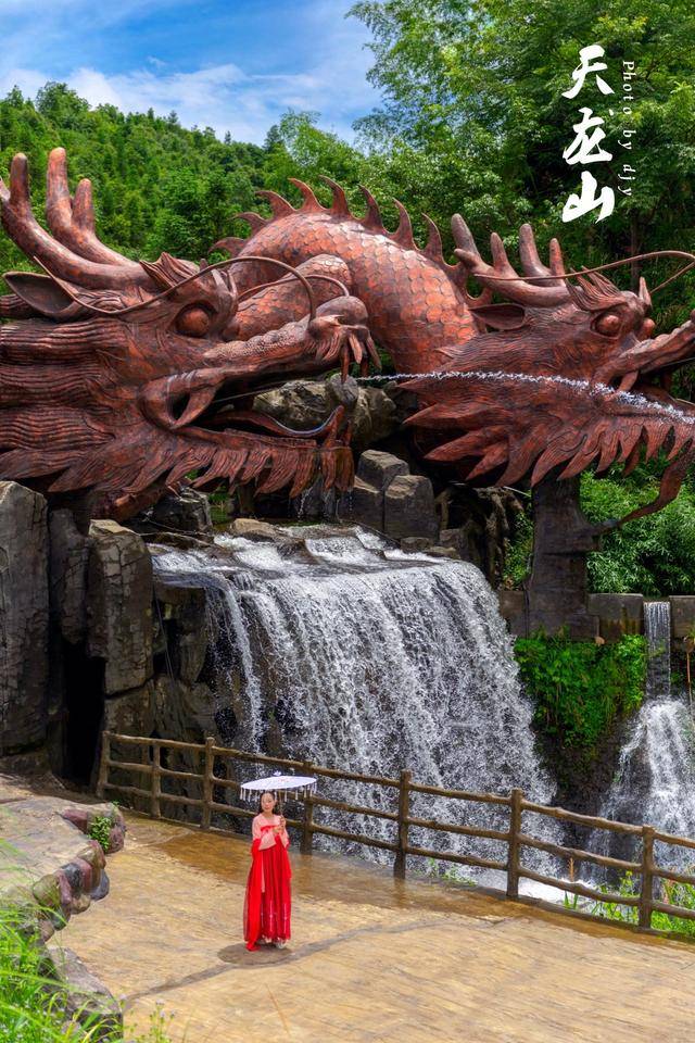 天龍山景區旅遊路線推薦:a線;遊客中心—索道—玻璃橋—天龍寺—旱滑