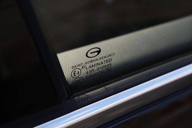 隔音夹层玻璃来自圣戈班,在当下并不常见在suv消费群体非常在意的拓展