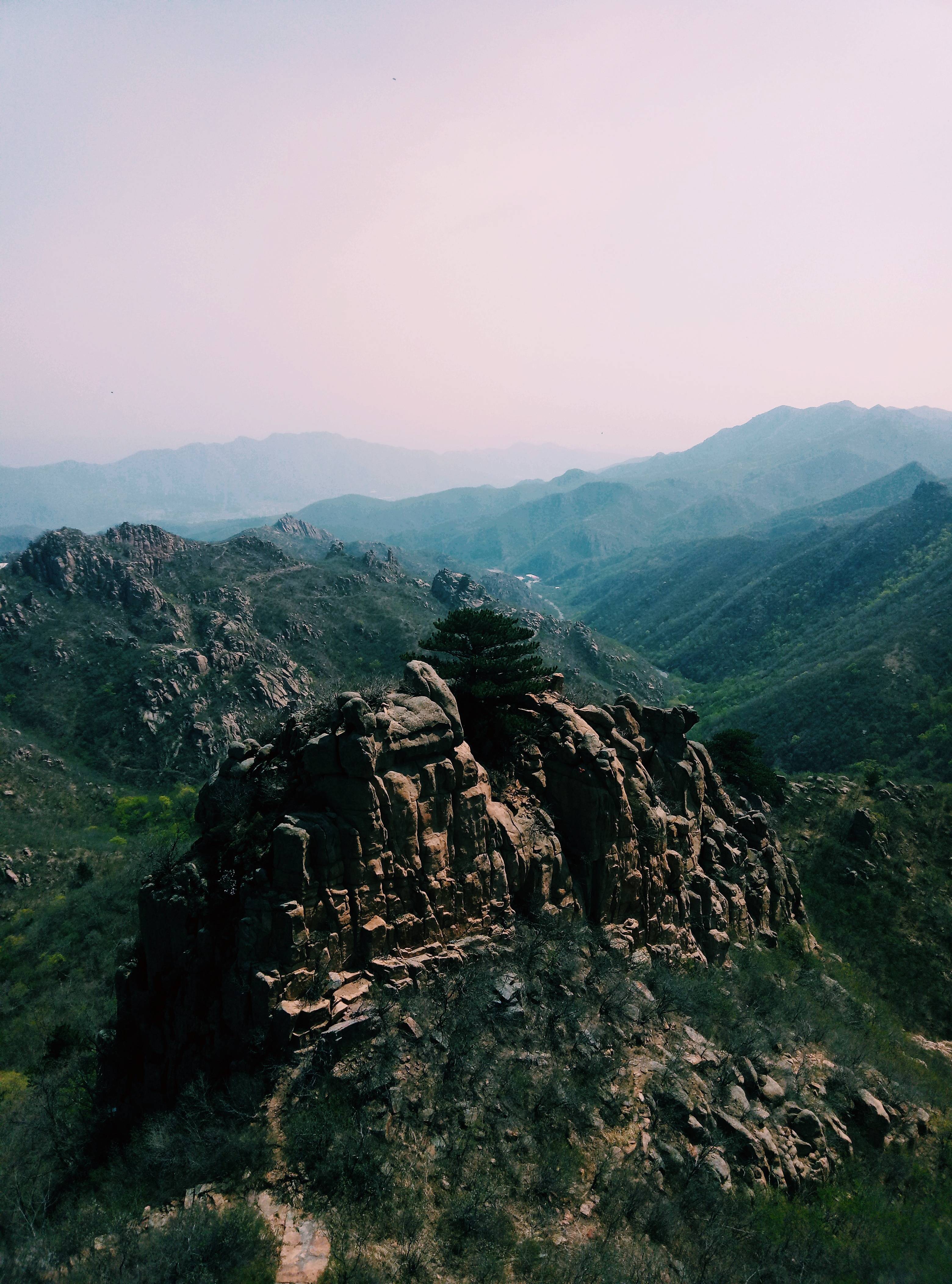 天海山藍一線天遼寧北票大黑山