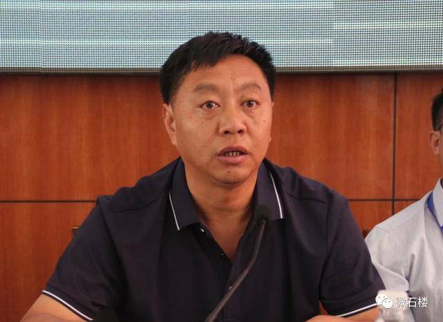 县教育科技局党组书记,局长 张小军