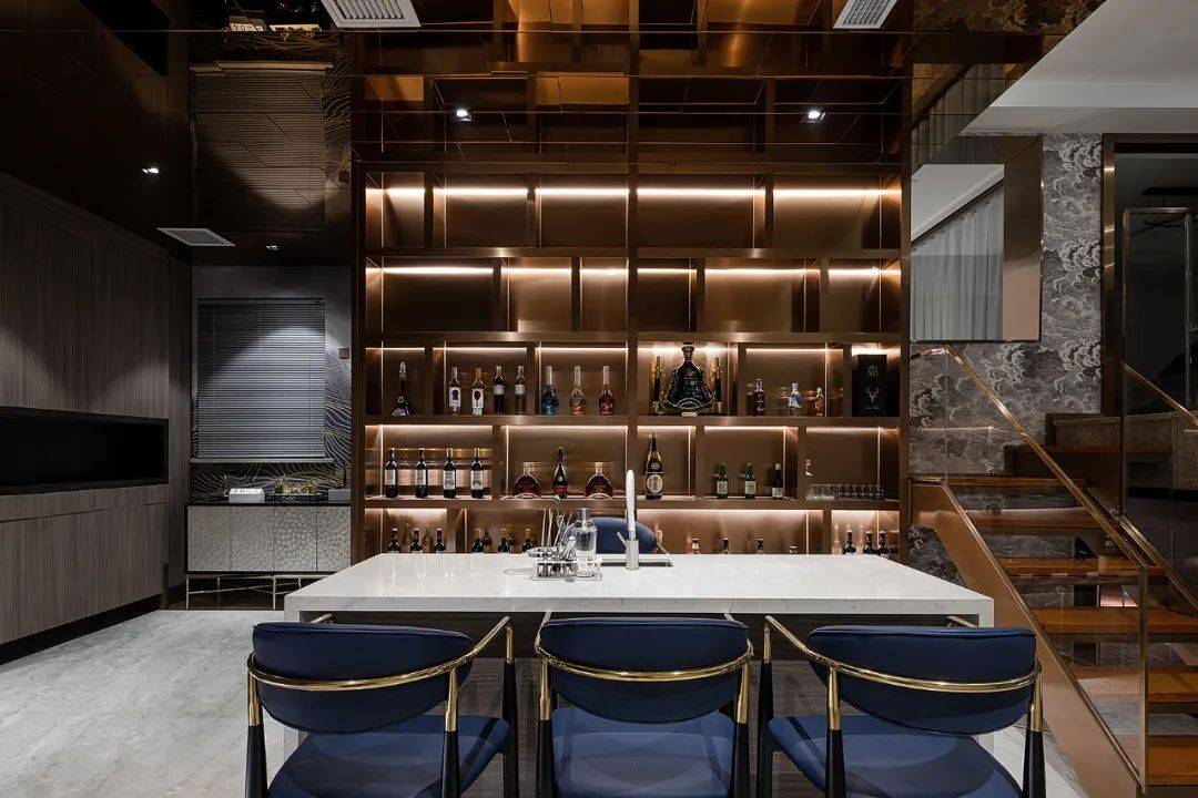 影音室,品酒区.290平现代风格之家让看过的人直呼"惊艳"!