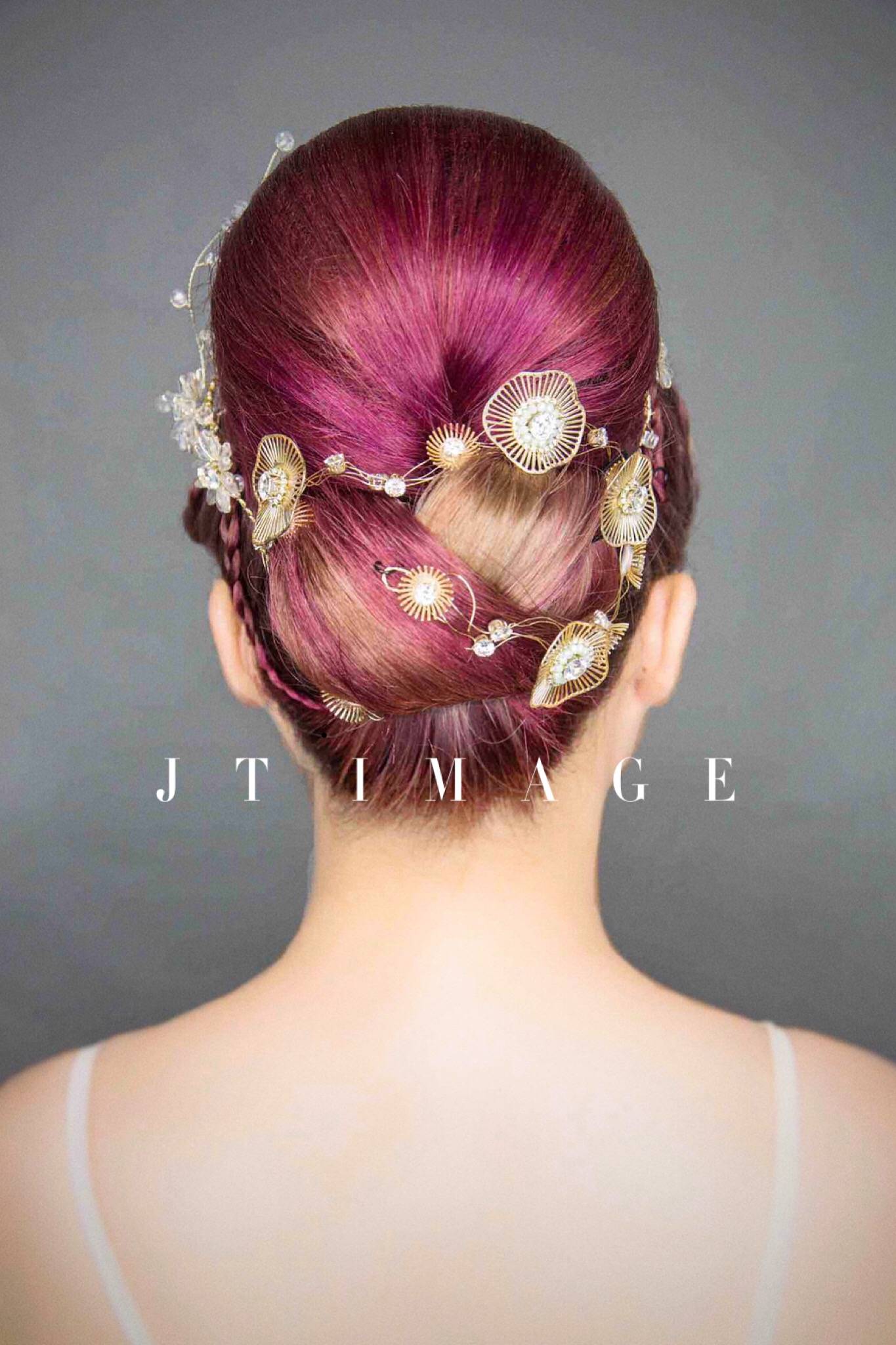 吉田美学——发型篇 新娘盘发 新娘跟妆 化妆造型