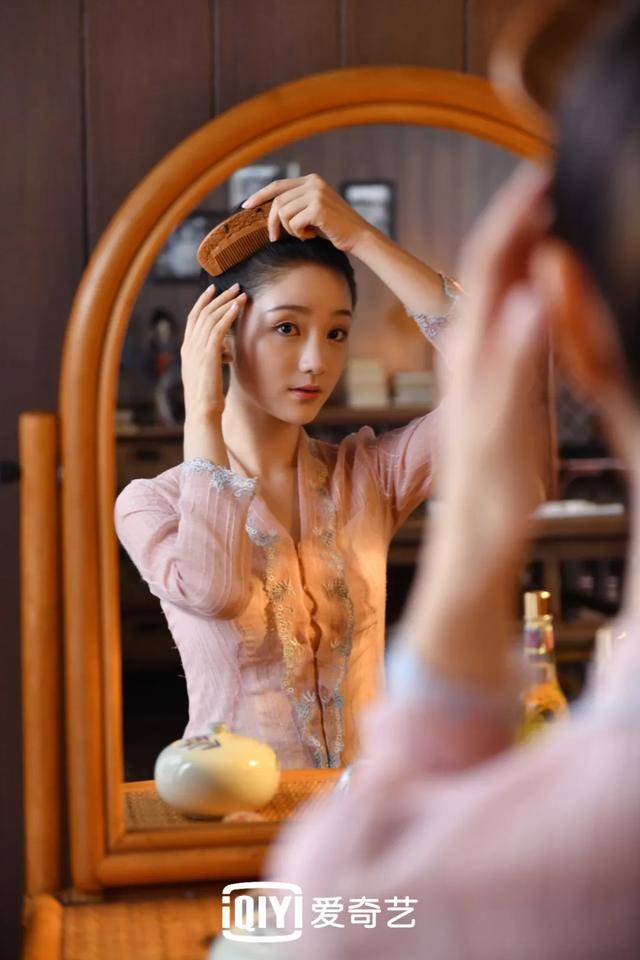 《小娘惹》:从菊香到月娘,肖燕沉稳演技细腻动容