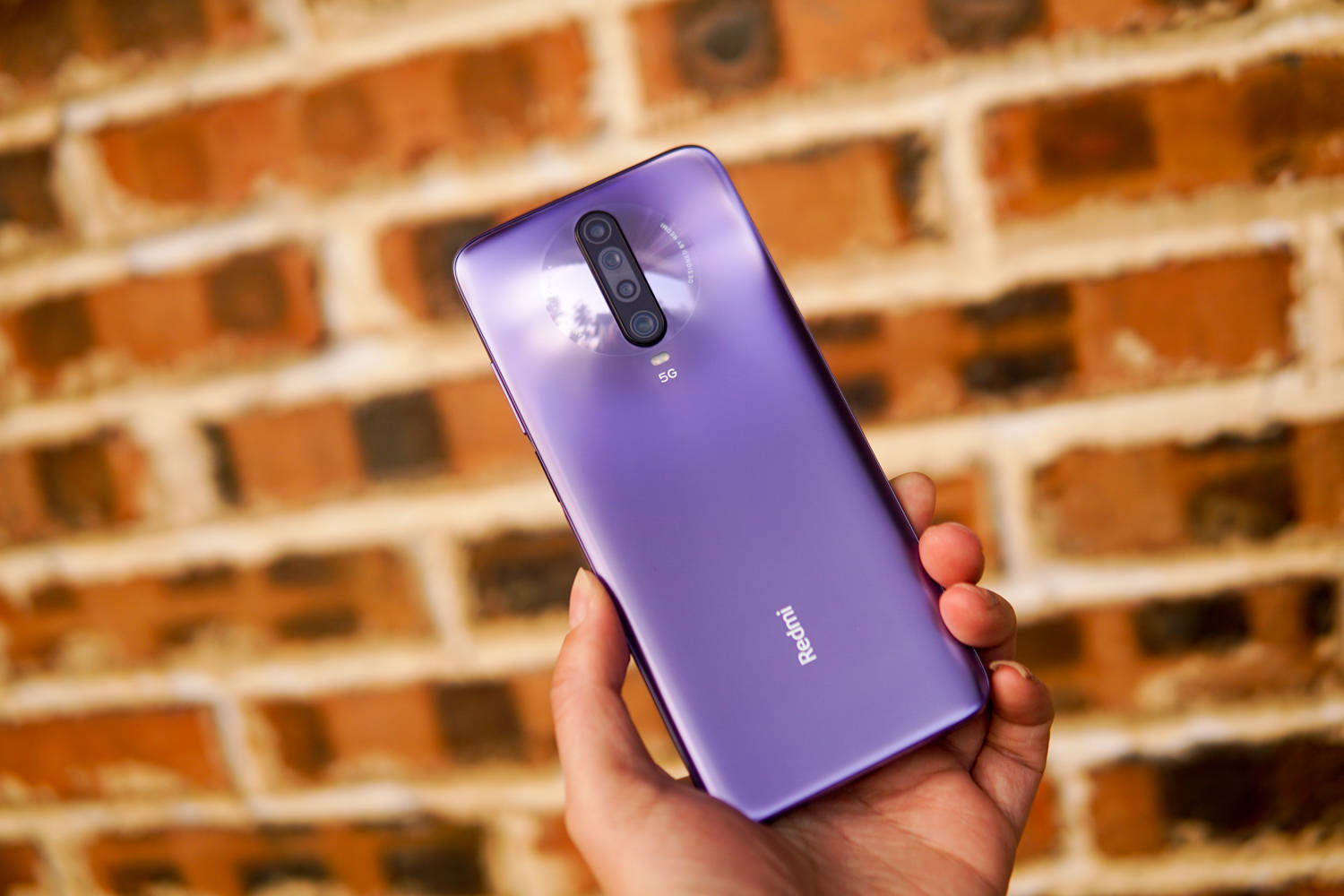 原创卢伟冰高调宣布红米5g先锋系列国内出货超300万6月曾击败华为