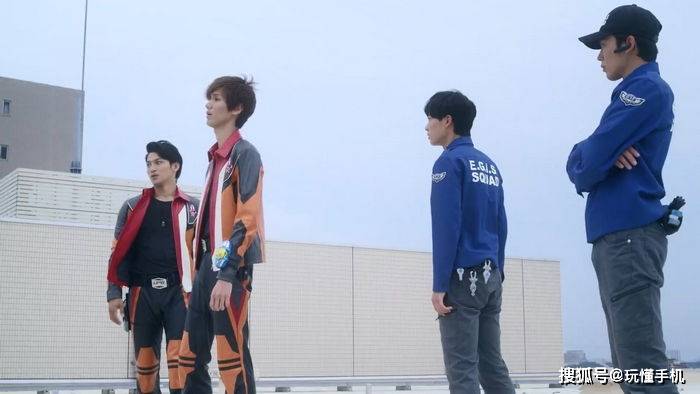 的一员工作的工藤优幸,有着变身为泰迦,泰塔斯,风马这个3人的奥特曼的