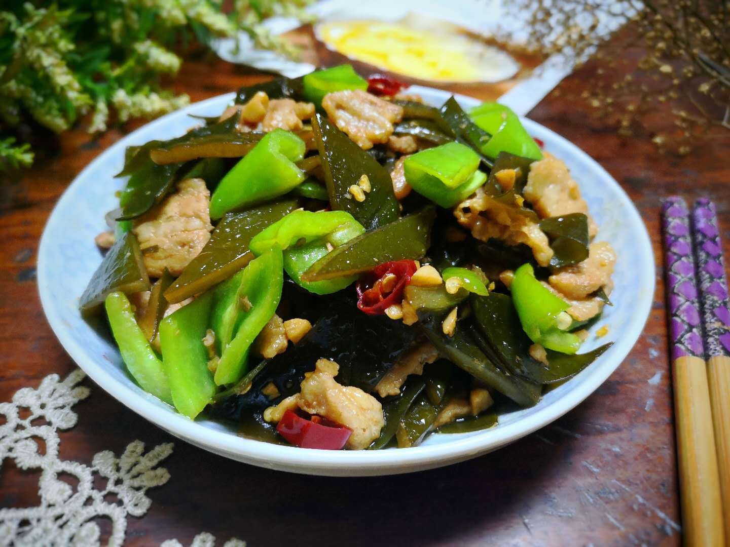 三伏天吃这菜,缓解疲劳补充体力,每隔几天要做一次,还能补补钙_海带
