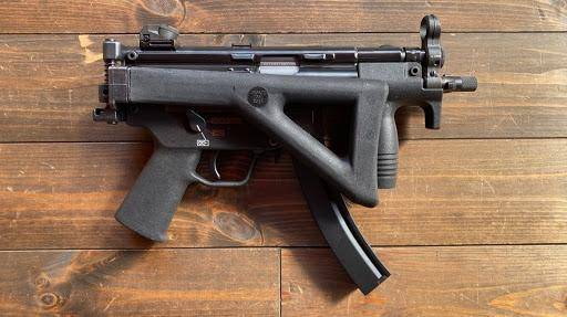 原创从游戏到现实,被称为"房间扫帚"的mp5k那点事儿