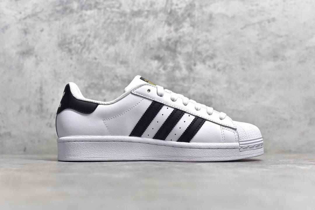 经典15阿迪达斯 adidas superstar 2020 新金标贝壳头板鞋 eg4958