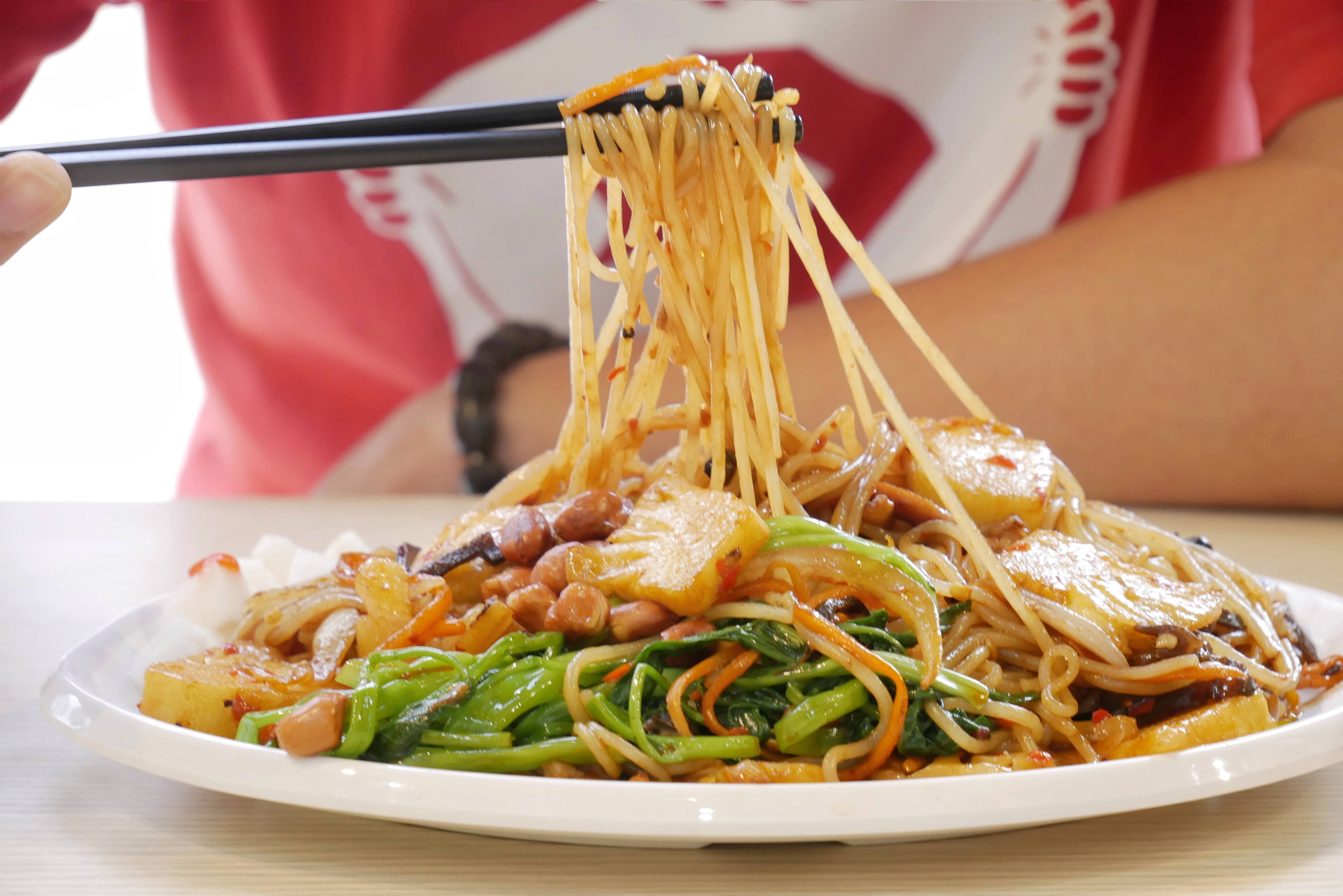 频频上热搜的螺蛳粉到底哪里好吃了