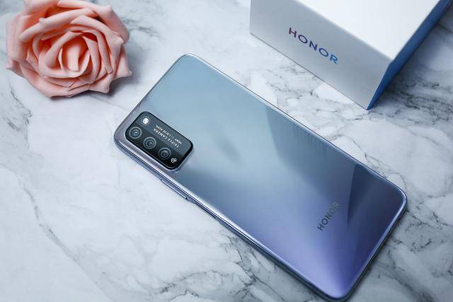 荣耀30青春版全面上手评测:不仅有颜值,还超能打的5g轻旗舰_手机