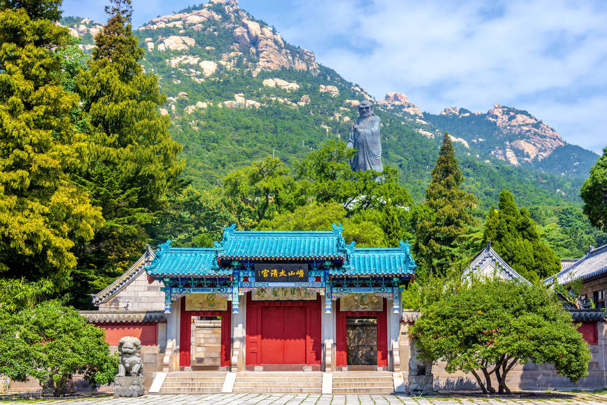 为了"捡"崂山上的东西 村民和道士们拼了命 不为鲍鱼为草木_太清宫